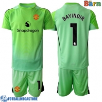 Fotballdrakt Barn Manchester United Altay Bayindir #1 Keeper Tredjedraktsett 2025-26 Kortermet (+ Korte bukser)